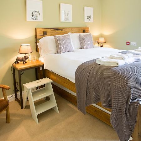 The Kings Arms Hotell Fernhurst Exteriör bild